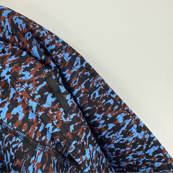 Lululemon Fast and Free High-Rise Tight 25" Leopard Camo Blue Nile Multi Size 10 - Picture 10 of 12